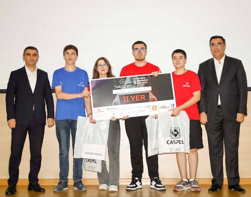 Şagirdimiz “Kiber Yay Məktəbi-2025”də 2-ci yerin qalibi oldu!